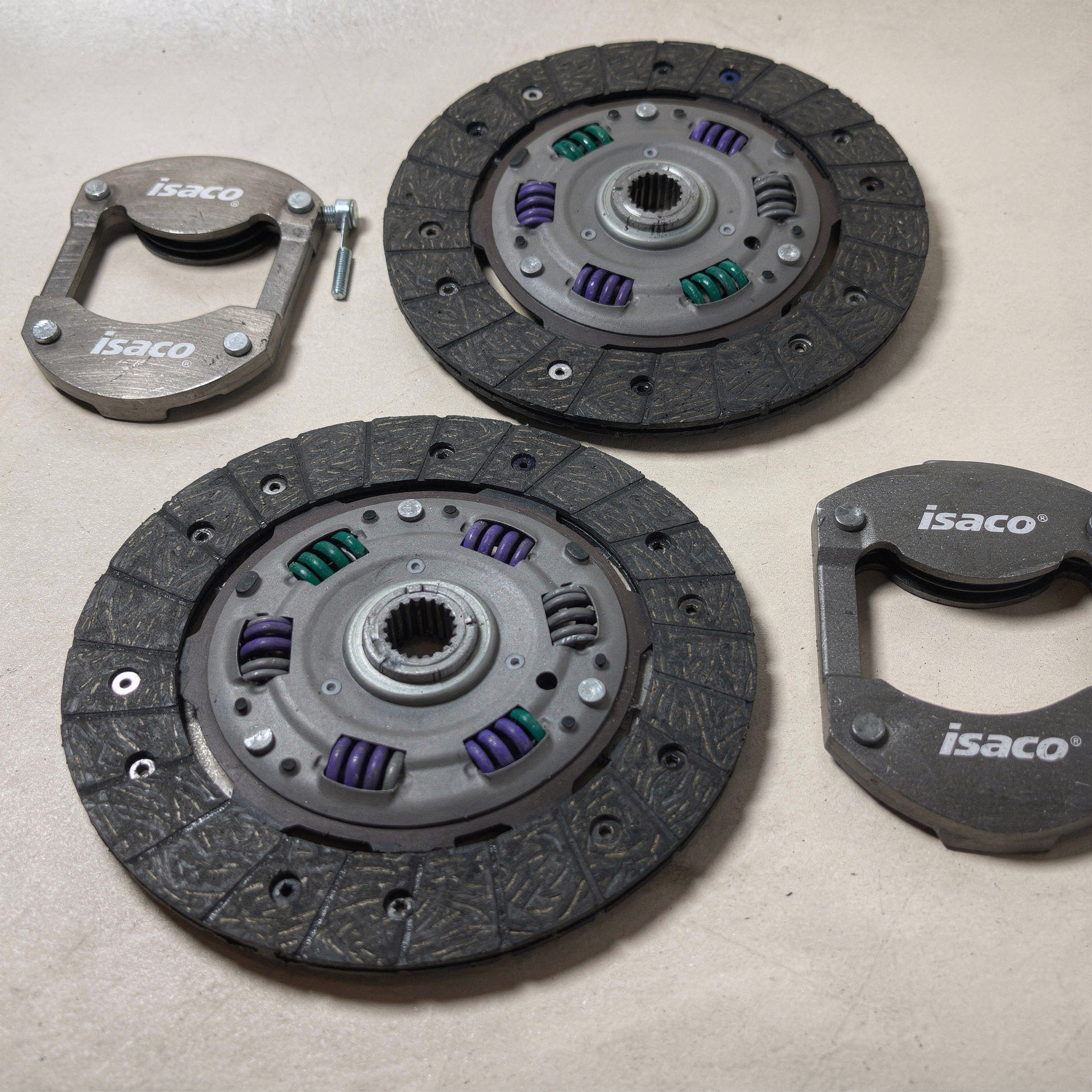 کیت کامل کلاچ پری دمپر ۶ فنر طرح VALEO پژو ایساکو
